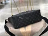 Сумочка L 44Luxurys Designers Bags Black и Brown Trim не является обязательной для Mailman Bag520 Стильный диагональный размер кросс -пленки 30 25 12 C2594