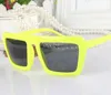 Atacado-2018 moda bonito retro cat eye sunglasses mulheres vintage designer de marca cateye óculos de sol para senhoras do sexo feminino uv400