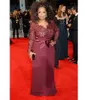 Red Carpet Plus Storlek Burgundy Evening Dresses Oprah Winfrey Sheath V-Neck Långärmad Spets Top Sweep Train Prom för Fet Women Party Gowns