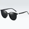 Lyx-2019 Brand Designer Polariserade solglasögon för kvinnor män runda solglasögon TR Material nit Polariserade glasögon