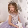 Nouveau Lilas Lavande Fleur Filles Robes Pour Les Mariages Cap Manches Blanc Dentelle Appliques Robe De Bal D'anniversaire Fille Communion Pageant Robes FG1338