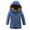 小売2018冬の新しい男の子のファッションダウンコート子供長いジャケット厚い屋外の暖かいフード付きキッズパーカー防風のアウターウェア