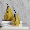 Decorative Figurines Yayoi Kusama Yellow Face Black Wave Point Pear Pumpkin Simulation Fruit Resin Decor Home Abstraction Furnishing Articles