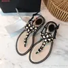 Gorąca sprzedaż-2019 Najnowsze kobiety stylowe buty damskie, płaskie wygodne delikatne sandały, gorąca sprzedaż