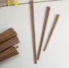 無料のカスタマイズされたロゴ環境保護の食器のチキン羽木製の箸