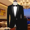 Popularne Czarny Velvet Groom Tuxedos Szal Kapel Groomsmen Suknia Ślubna Jesień Winter Style Mężczyźni Formalna Party Prom Suit (Kurtka + Spodnie + Krawat) 92