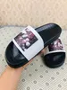 DHL Free Shipping 20SS Hot Designer Rubber slide sandal Floral brocade men slipper Gear bottoms Flip Flops Beach causal slipper with Box