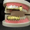 Hiphop Denti da vampiro Fang Grillz Oro reale 18 carati CZ Cubic Zirconia Diamante Bocca dentale Griglie Brace Up Fondo Dente Cap Rapper Gioielli per il corpo per Costume Festa di Halloween