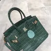 2019 top designer bag fashion high quality leather crocodile grain bags metal buckle single shoulder bag chain shopping handbag banquet bag