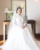 Elegant Lace Long Sleeves Wedding Dresses High Neck Beaded Bridal Gowns A Line Sweep Train Tulle robe de mariée