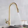 Pull ouro escovado torneira da cozinha água quente e fria Faucet Para Cozinha Out Mixer Guindaste 2 Função Bico de água Mixer