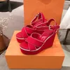 2020 Wedge sandálias de cunha sandália de salto alto sapatos de grife de luxo das mulheres sandálias da moda Tamanho feminino 35-41