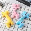 Yeni moda mini karışık renk sevimli zürafa çocuklar peluş oyuncaklar ev partisi takılar kolye hediye süslemeleri 3928605