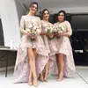 Nova moda vestidos de dama de honra Hi-Lo Jewel Neck Meios Mangas Dridesmaids Vestido de Menina para Casamentos Lace Applique Dama de Promoção de Vestidos formais
