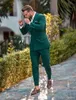 Moda Green Groom Smokingi Doskonałe dwurzędowe Mężczyźni Groomsmen Weding Tuxedos Blazer Mężczyźni Formalny Party Prom Suit (Kurtka + Spodnie + Krawat) 68