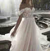 2020 Bohemian A Linha do vestido de casamento fora do ombro Lace Appliqued Country Beach Boho vestidos de noiva