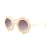 Çocuk Güneş Gözlüğü Yuvarlak Ayçiçeği Çerçeve Çocuk Güneş Gözlükleri UV400 Koruma 7 Renkler Moda Açık Gözlük Toptan