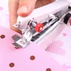Портативная портативная беспроводная мини-швейная машина ручной удерживаемой домашней одежды