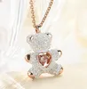 nuova collana con orsetto bianco intelligente con orsetto di diamanti rosa, ciondolo moda cuore flash stile europeo e americano carino