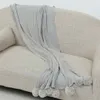 100X150cm Pom Pom tricoté jeter couverture coton Crochet couverture rayure tapis lit canapé voiture couvertures maison chambre décoration 3 couleurs