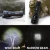 Poderoso LED Tactical Flashlight T6 10000 Lumens Zoomable Tocha impermeável para 26650 recarregável ou AA bateria