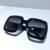 Sommer-Sonnenbrille für Männer und Frauen Square Style 0053 Anti-Ultraviolett Retro Platte Vollrahmen Mode Brille Random Box 0053s