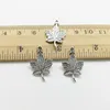 100st/lot Maple Leaf Berlocker Hängen Retro Smycken Tillbehör DIY Antik silverhänge För Armband Örhängen Nyckelring 23*15mm