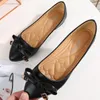 Tatlı Yay Kadın Flats Casual Loafer'lar Balerin Bayan Ayakkabı üzerinde Kayma Sivri Burun Ofisi Sığ Tek Ayakkabı Artı Boyutu 44 45 46