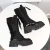 Nuevas botas de diseñador y hasta la rodilla, botas de invierno de lujo para mujer, botas de laca súper calientes, botas de suela gruesa de muffin, tamaño: 35-40