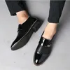 2019 baixo preço sapatos formais homens mocassins italiano sapatos de casamento homens vestido de couro italiano Oxford para