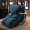 KVALITET SOLID FÄRG Mjölkfleece sängkläder Set Designer Comporter Set Warm Ab Side Flanell Velvet Bed Linen Type Warm Home Textile 4P7768384