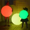 Nowy ładowany loda i oświetlająca basen pływającą piłkę pływającą ze zdalnym ogrodem ogrodowym Lawn RGB Blowing Ball 6 Rozmiar9880403