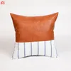 Housses de coussin de canapé pour canapé Stripe Faux cuir Accent Taie d'oreiller Boho Modern Decor Taie d'oreiller 18 x 18 pouces Décoration d'intérieur