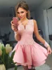 멋진 핑크색 V 넥 A 라인 홈 커밍 드레스 새로운 긴 소매 레이스 새틴 미니 무릎 길이 짧은 댄스 파티 드레스 칵테일 파티 클럽웨어
