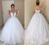 Spaghetti kralen riemen baljurk Trouwjurken 2022 Dompelen V-hals Glitter Tulle Crystal Open Back Bridal Party Jurk Vestidos de Novia