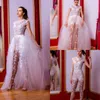 2019 Underbara bröllopsklänningar Jumpsuits med avtagbara tåg Lace Appliques Plus Size Bridal Gowns Byxor passar Robe de Mariée