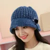 Bérets Fashion Caps pour femmes fleur en tricot en tricot et bonnet de bonnet Lady Casual Winter Cap chaud Accessoires Béret 2021 Autumnwinter 354809843