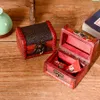 빈티지 보석 상자 주최자 스토리지 케이스 미니 우드 플라워 패턴 금속 컨테이너 손으로 만든 나무 작은 상자 RRA1242