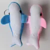 50pcslot 10cm Dolphin Keychains Mini Plush Pluds Nyckelring för födelsedagshändelsefest Kids Party Favors Fashion Pendant Key Chain 1598616