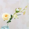 Simulatie Silk 3 Hoofd Franse romantische Happy Tea Rose Flower Decoratie Fake Flowers Wedding Scene Layout Valentijnsdag Gift