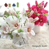 3 Pçs / lote Simulação Magnolia ramo único grinalda bouquet de flores artificiais para decoração de casa decoração de casamento falso flor parede