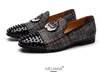 Black Xadrez Spikes Strass Glitter Homens Mocassins Fumar Slipper Sapato Casual Vestido De Casamento Masculino Flats Genuine Leather 38-46 BM797