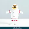 Space Man Astronaut Model Sculpture Creative Cosmonaut Statue Fashion Northern Europe Home Decorations Resin Craftwork L2700