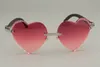 -selling high-quality heart-shaped engraving lens sunglasses diamond natural red black wooden sunglasses 8300686-A size 58271x