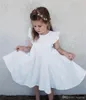 Yeni Küçük Kızlar Elbiseler Organik Keten Pamuk Boş Mavi Beyaz Fırfır Sinek Kollu A-line Kare Yaka Backless Kemer Kravat Chlldren Giysi