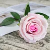 Simulation de roses artificielles Flanlette roses Décoration de mariage Holding Flowers Hotel Decoration Home Fowerfishing Flowers XD22850