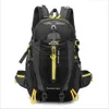 40L التخييم على ظهر حقيبة الظهر على ظهر حقيبة ظهر رياضية مضادة للماء حقائب تسلق الجبال في الهواء الطلق.