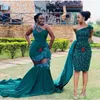 Två stilar sjöjungfru brudtärna klänningar afrikanska spets applikationer plus storlek piga av ära klänning en axel se genom bröllop gästklänning
