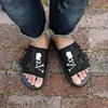 Men Slippers Summer Flat 2018 Summer Men Shoes Breathable Beach Slippers Wedge Black Flip Flops 35-45
