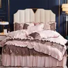 Luksusowy Satynowy Jacquard Silk / Bawełniany Pościel Zestaw Koronki Duvet Pokrywa Bedclothes Blos Set Poszewki Łóżko Pokrywa Królowa Królowa Plus Rozmiar